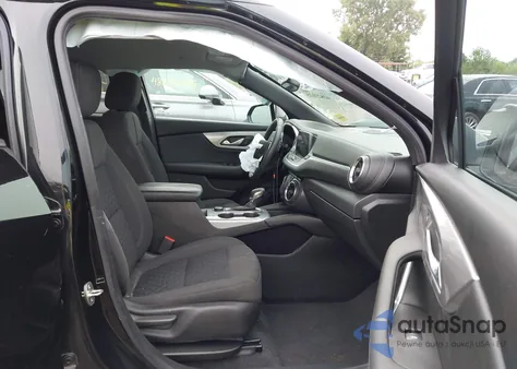 2021 Chevrolet Blazer Fwd 2Lt from USA, damaged, VIN 3GNKBCRS2MS557085